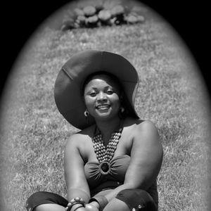 Meet your Posher, Regina